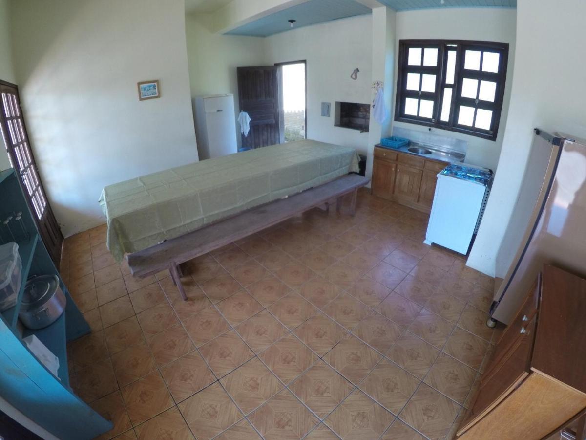 Suites Praia Da Ferrugem 가로파바 외부 사진